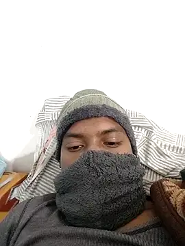 Snapshot of Hotboylumia_825321 chatting on 12/21/25, 05:20 Hotboylumia 825321 online show from 12/21/25, 05:20