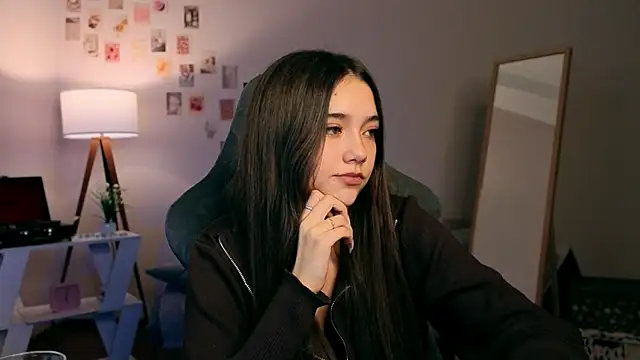 Vexorine online show from 11/28/25, 07:16