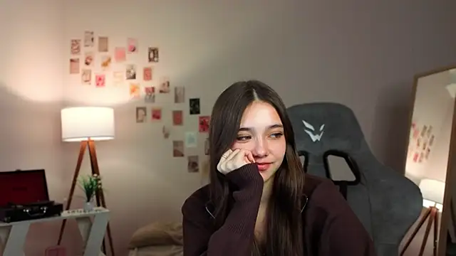 Vexorine online show from 12/13/25, 08:14