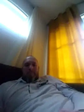 Snapshot of SG081 chatting on 12/01/25, 02:22 SG081 online show from 12/01/25, 02:22