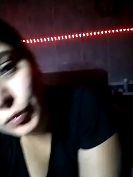 Snapshot of YouladyVidal chatting on 11/27/25, 04:14 YouladyVidal online show from 11/27/25, 04:14