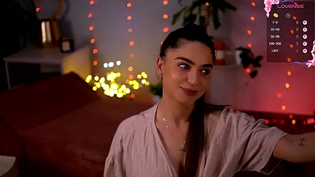 Snapshot of PureEllieX chatting on 03/13/26, 04:30 PureEllieX online show from 03/13/26, 04:30