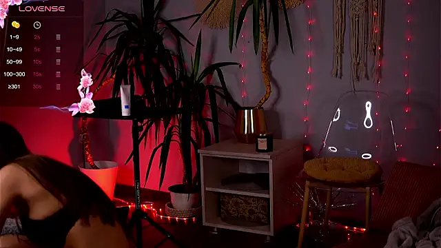 Snapshot of PureEllieX chatting on 03/30/26, 03:07 PureEllieX online show from 03/30/26, 03:07