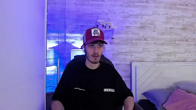 Emir Ozan  online show from 02/01/26, 07:01