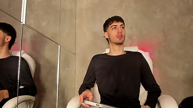 Emir Ozan  online show from 02/17/26, 07:53