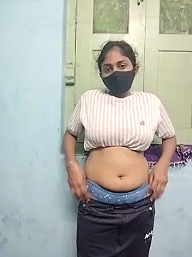 Snapshot of Miss_tinaaa chatting on 11/28/25, 11:24 Miss tinaaa online show from 11/28/25, 11:24