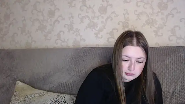 Snapshot of GirlPlayer chatting on 04/13/26, 01:33 GirlPlayer online show from 04/13/26, 01:33