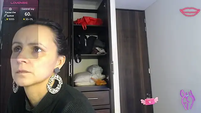 Juliana  lx online show from 12/20/25, 01:18