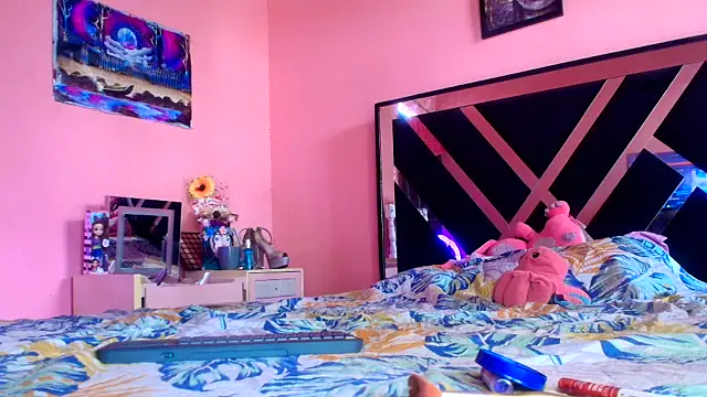 Snapshot of Venus2357 chatting on 03/28/26, 04:39 Venus2357 online show from 03/28/26, 04:39