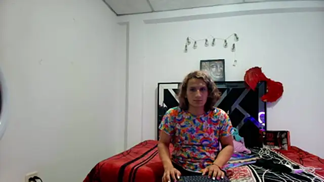 Snapshot of Venus2357 chatting on 04/19/26, 09:19 Venus2357 online show from 04/19/26, 09:19