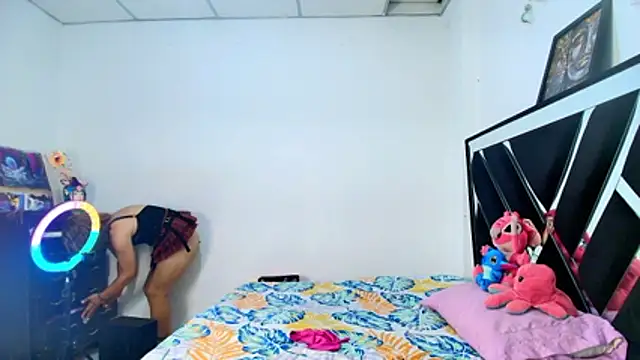 Snapshot of Venus2357 chatting on 04/21/26, 05:14 Venus2357 online show from 04/21/26, 05:14