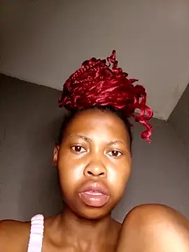 Snapshot of Sweethoneypot25 chatting on 02/13/26, 11:01 Sweethoneypot25 online show from 02/13/26, 11:01