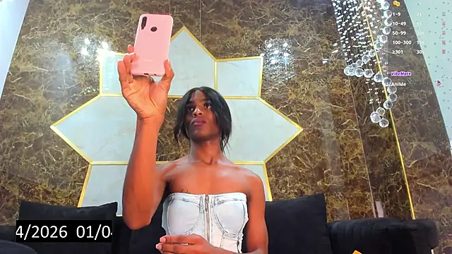 Snapshot of Melanie_St4r chatting on 04/01/26, 10:07 Melanie St4r online show from 04/01/26, 10:07