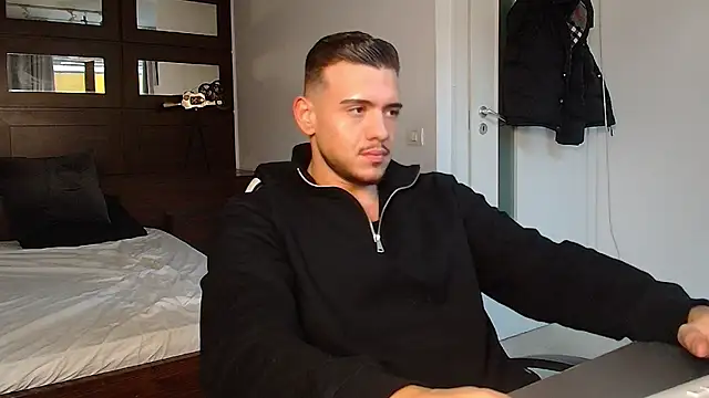 ElijahThorne online show from 01/13/26, 07:46