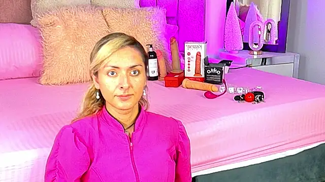 Lunitaa Diva online show from 12/20/25, 02:24