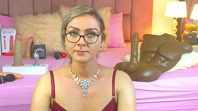 Snapshot of Lunitaa_Diva chatting on 06/03/26, 07:41 Lunitaa Diva online show from 06/03/26, 07:41