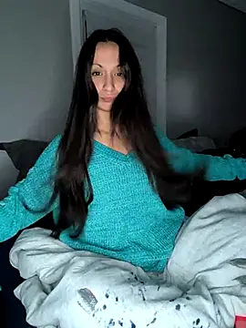 Snapshot of LexiLuxi chatting on 11/23/25, 03:17 LexiLuxi online show from 11/23/25, 03:17