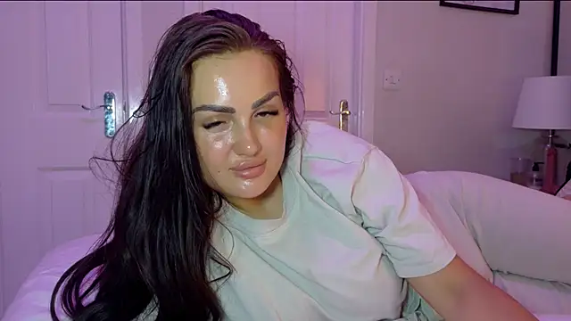 Snapshot of Ruby_brooksxo chatting on 07/12/26, 08:55 Ruby brooksxo online show from 07/12/26, 08:55