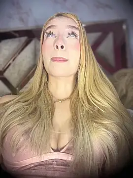 valeryfox   online show from 03/09/26, 10:03