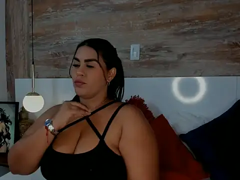 lathiffa online show from 12/04/25, 08:39