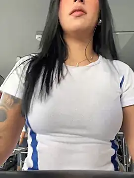 Elizabeth Martinez11 online show from 11/25/25, 08:31