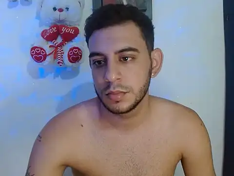 pinky 7 online show from 11/30/25, 11:09