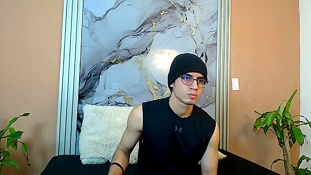 eren jeager online show from 12/21/25, 06:20