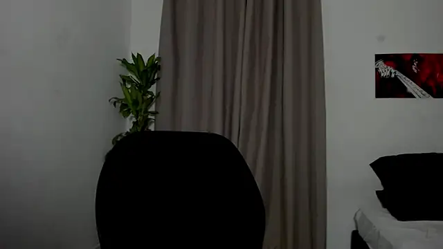 Catty Noir online show from 01/12/26, 11:32