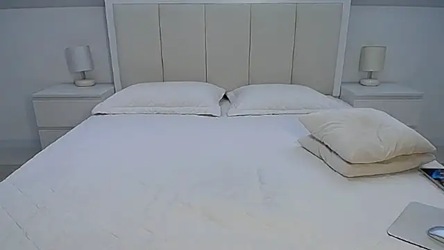 Milena29 online show from 11/06/25, 06:03