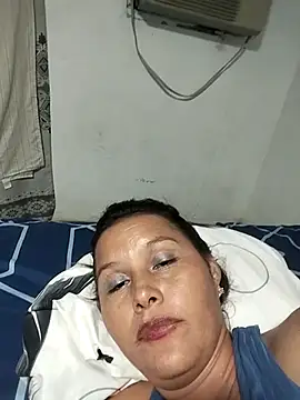 Paola-Lond online show from 11/29/25, 07:33