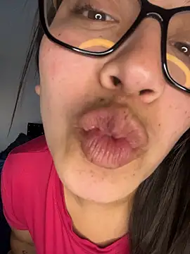 LyaRose online show from 01/18/26, 10:57