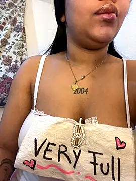 Snapshot of Brunette_Dirty_0limits chatting on 12/04/25, 04:59 Brunette Dirty 0limits online show from 12/04/25, 04:59