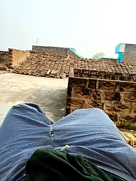 Snapshot of apka_rockstarr chatting on 11/21/25, 04:33 apka rockstarr online show from 11/21/25, 04:33