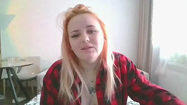 Pamella Loid online show from 12/17/25, 06:30