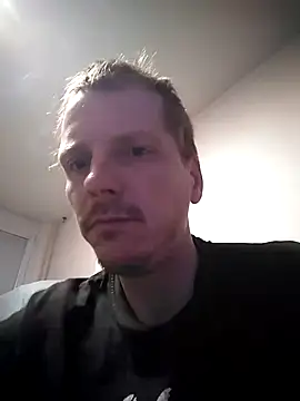 Snapshot of Vlasta23 chatting on 01/09/26, 12:35 Vlasta23 online show from 01/09/26, 12:35