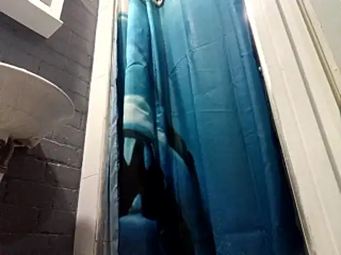 Snapshot of Beelzebubekbee chatting on 01/15/26, 11:52 Beelzebubekbee online show from 01/15/26, 11:52