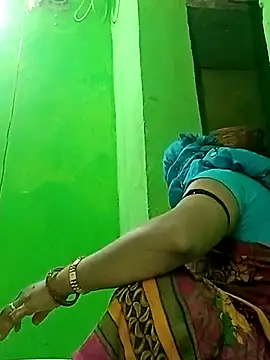 Hot kire online show from 12/18/25, 05:35