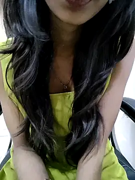 -AYUSHI01 online show from 11/23/25, 08:14