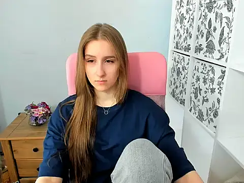 Snapshot of VanessaAmore chatting on 04/11/26, 11:25 VanessaAmore online show from 04/11/26, 11:25