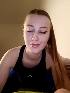 Susiee Redd online show from 04/13/26, 09:20