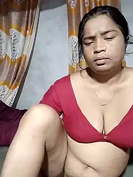 Snapshot of plyboysamimbd chatting on 04/18/26, 10:21 plyboysamimbd online show from 04/18/26, 10:21