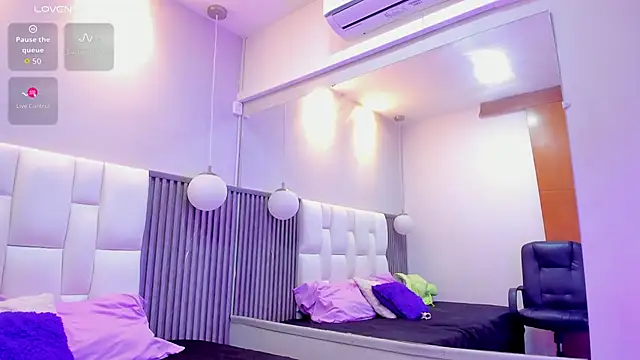 jazmin gil online show from 11/27/25, 11:56