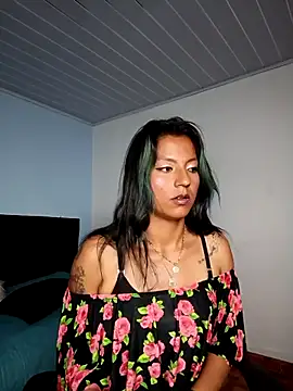 SamathaMay online show from 01/05/26, 05:27