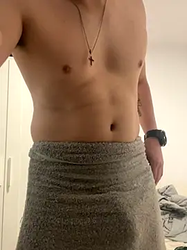 montewi online show from 11/24/25, 07:02