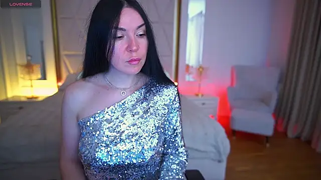 Snapshot of BlackSilkQueen chatting on 12/14/25, 02:00 BlackSilkQueen online show from 12/14/25, 02:00