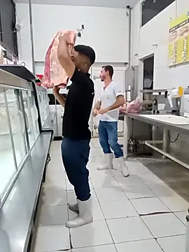 Snapshot of RobertoLuiz84 chatting on 03/17/26, 12:08 RobertoLuiz84 online show from 03/17/26, 12:08