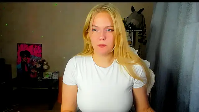 Snapshot of Alice_SweetPeach chatting on 11/25/25, 02:06 Alice SweetPeach online show from 11/25/25, 02:06