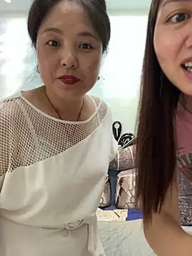 Snapshot of tianwei2567 chatting on 07/08/26, 12:48 tianwei2567 online show from 07/08/26, 12:48