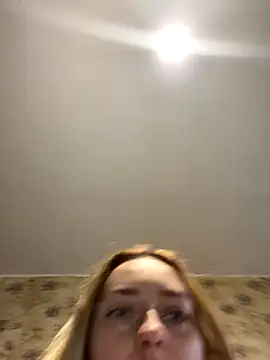 Snapshot of Vassila69 chatting on 11/25/25, 12:05 Vassila69 online show from 11/25/25, 12:05