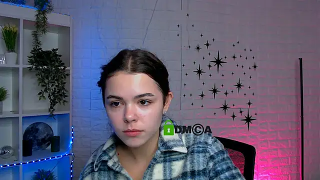 maddycats online show from 11/28/25, 01:47